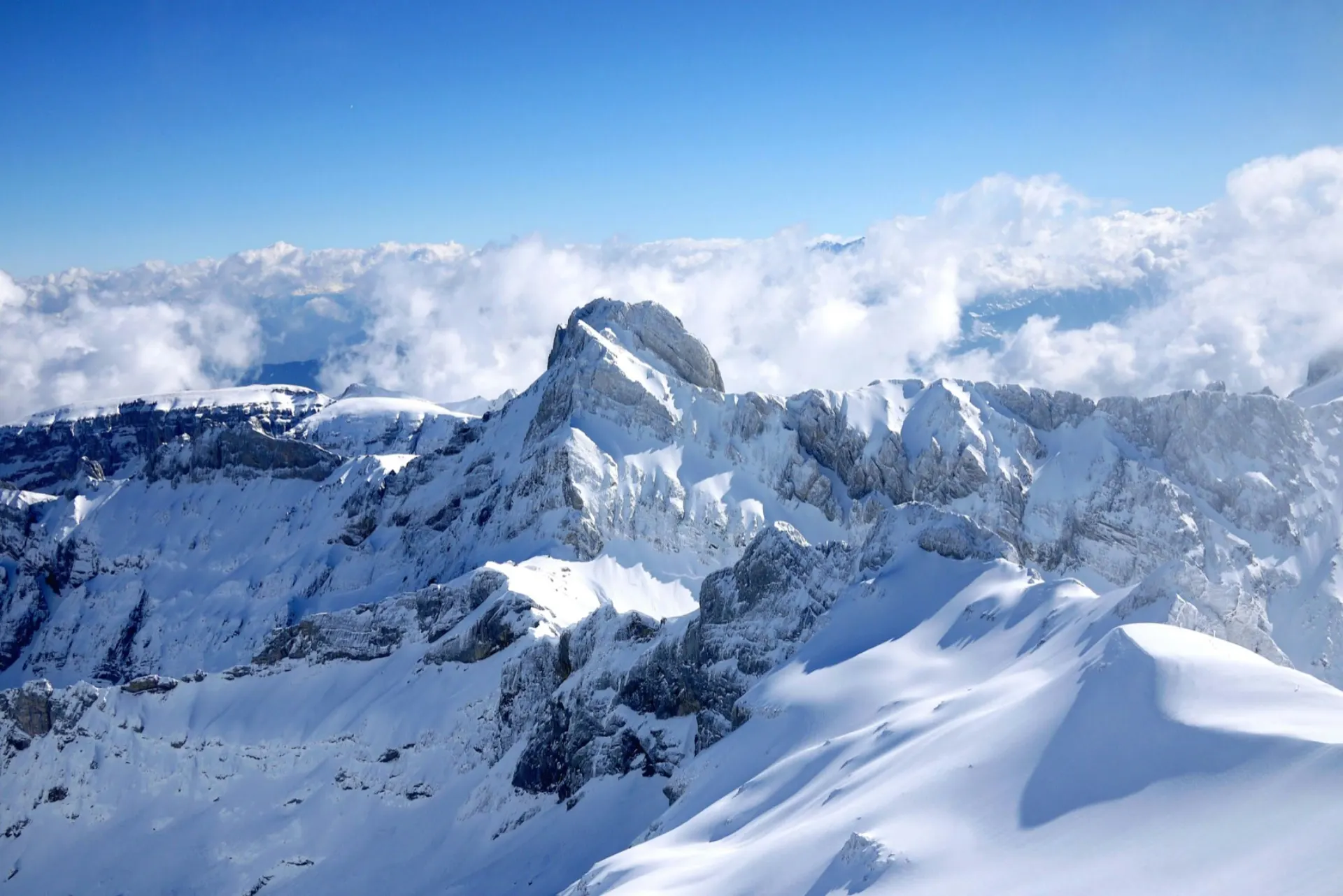 Alpes suisses, actions small et mid caps suisses